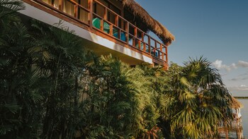 khaban bacalar hotel boutique