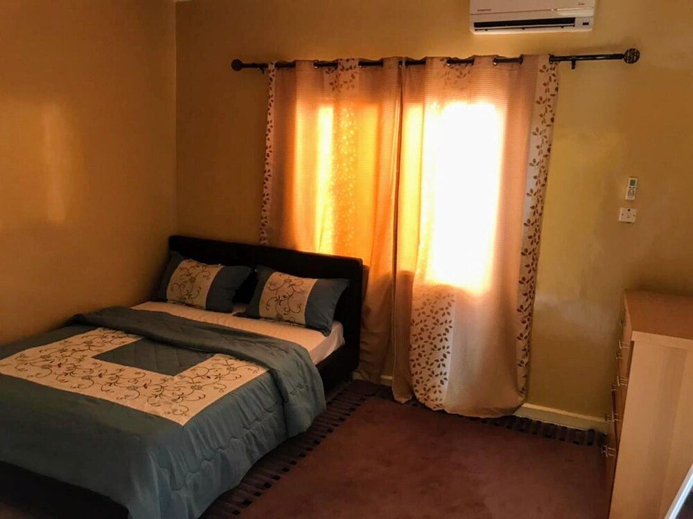 Charming 2-Bed House In Brusubi Close To The Turn,,3.5 star