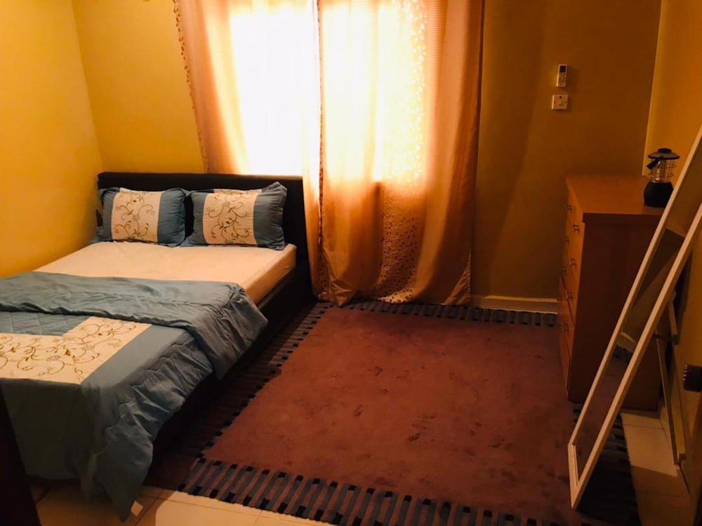 charming 2 bed house in brusubi close to the turn