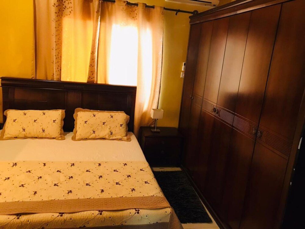 charming 2 bed house in brusubi close to the turn