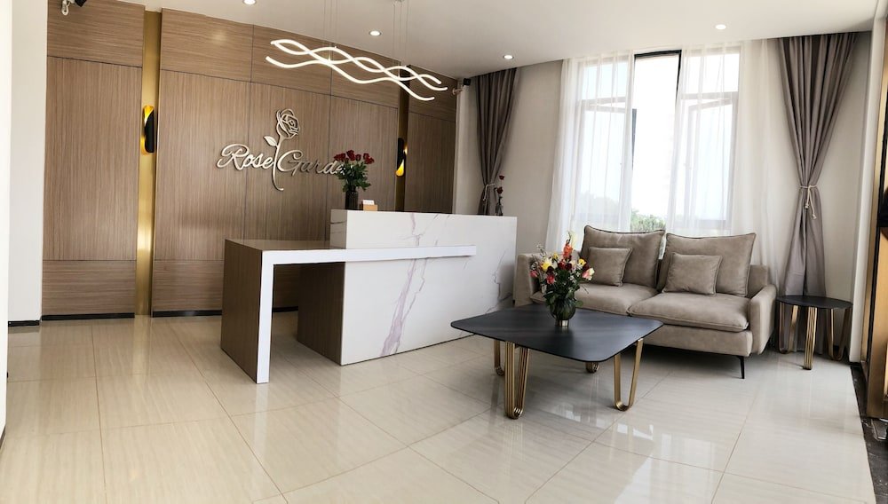 rose garden private apartment by link