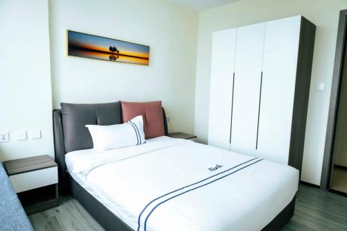 rose garden private apartment by link