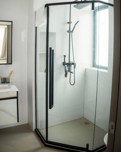 rose garden private apartment by link