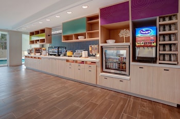 home2 suites by hilton lakewood ranch