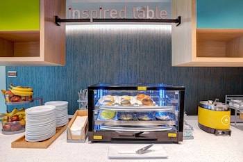 home2 suites by hilton lakewood ranch