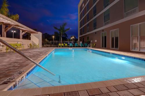 home2 suites by hilton lakewood ranch