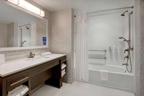 home2 suites by hilton lakewood ranch