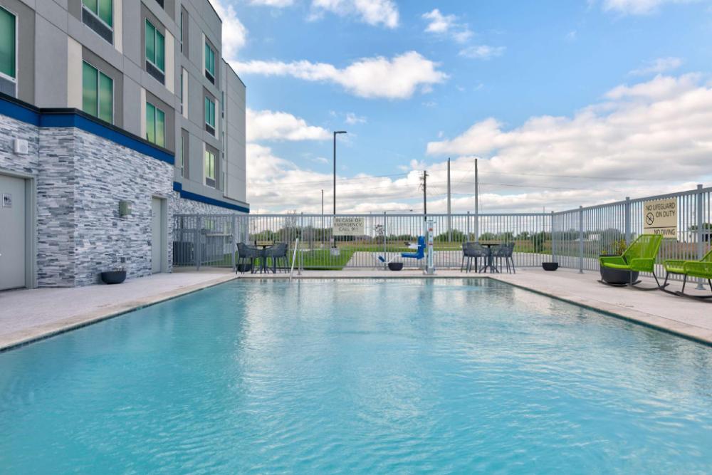 hampton inn and suites port lavaca