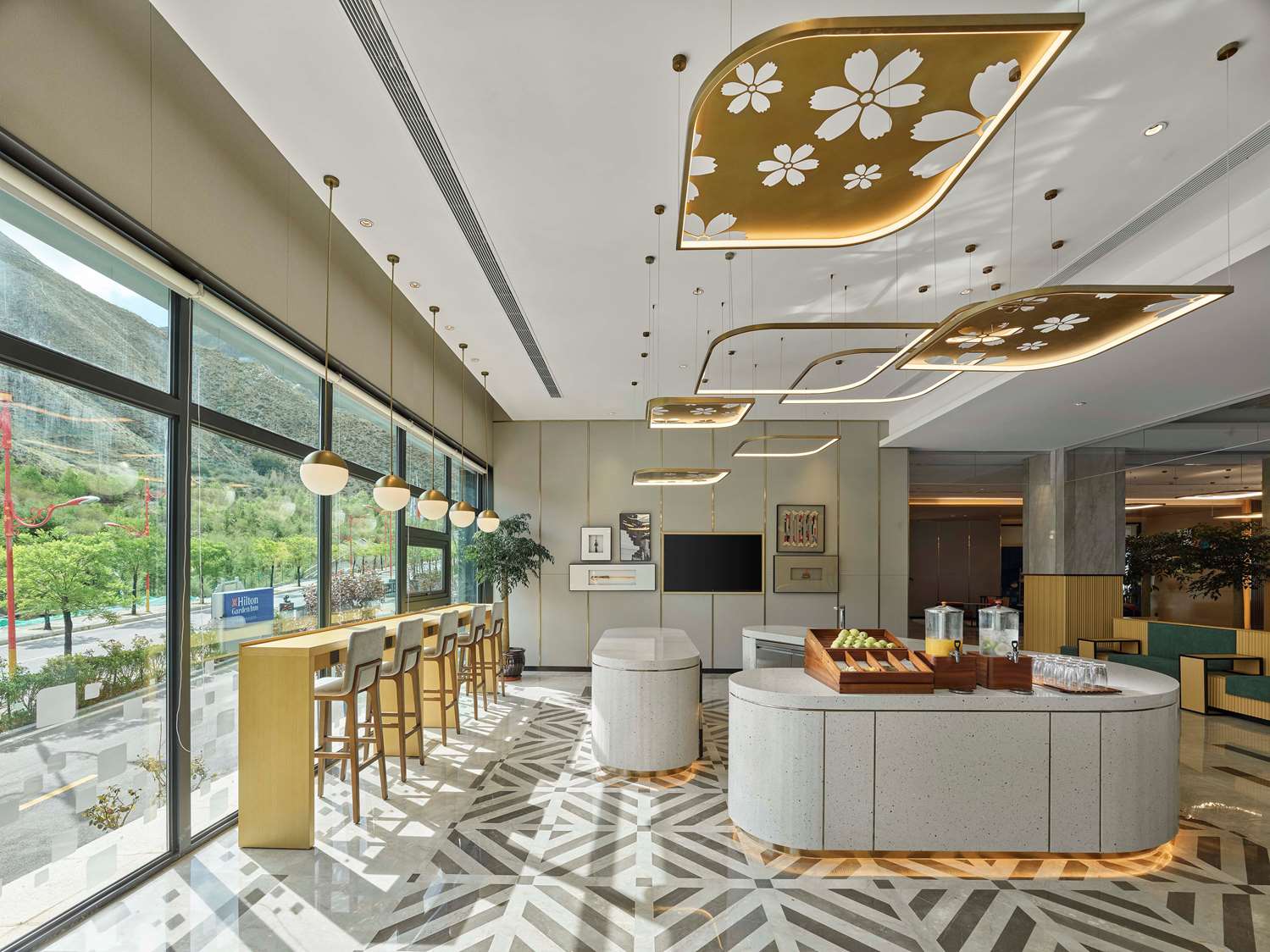 hilton garden inn lhasa