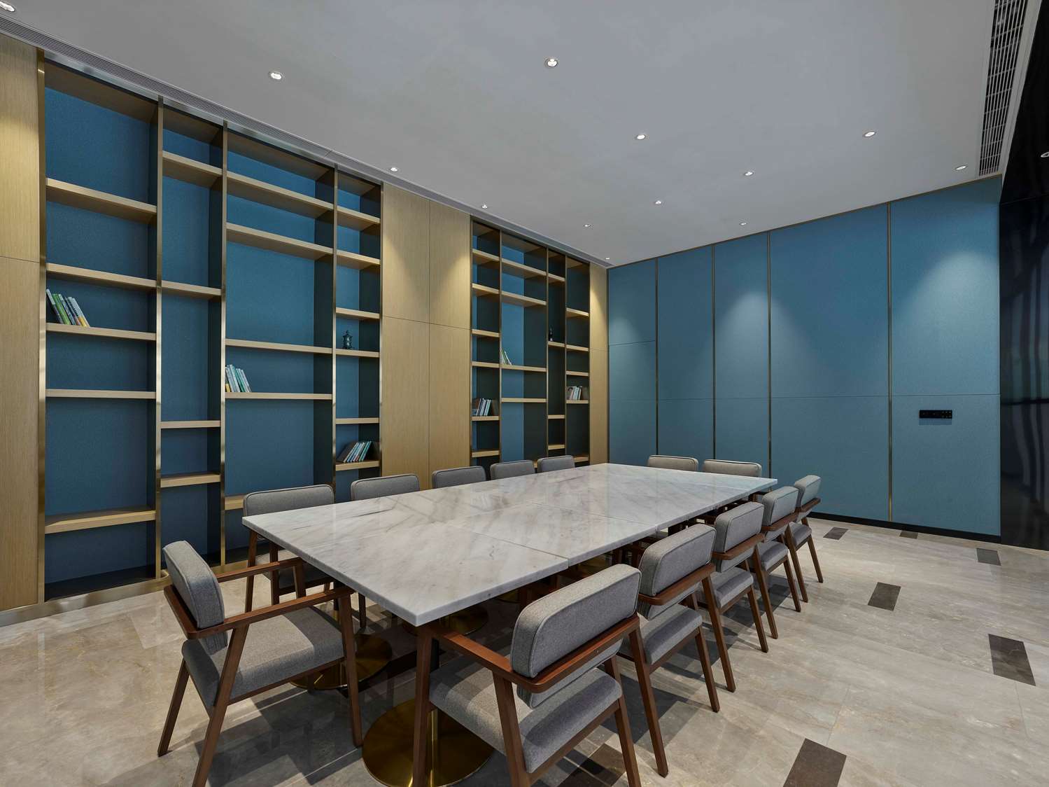 hilton garden inn lhasa