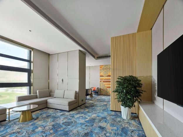 hilton garden inn lhasa