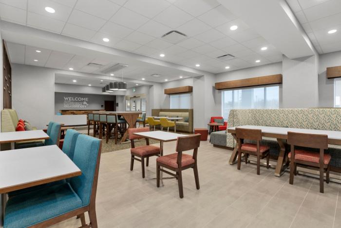 hampton inn by hilton cornwall