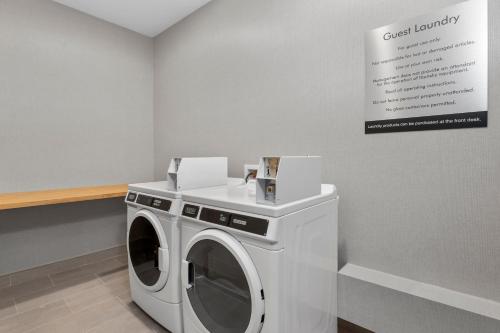 hampton inn by hilton cornwall