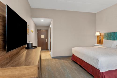 hampton inn by hilton cornwall