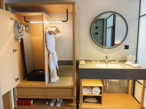 hilton garden inn huzhou anji phoenix mountain