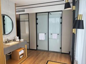 hilton garden inn huzhou anji phoenix mountain