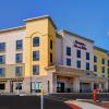 Hampton Inn & Suites Marina,,3 star