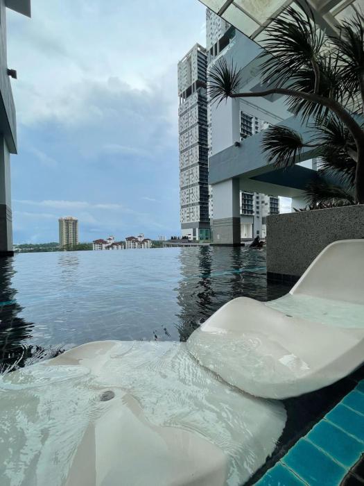 twin galaxy suites by sr home