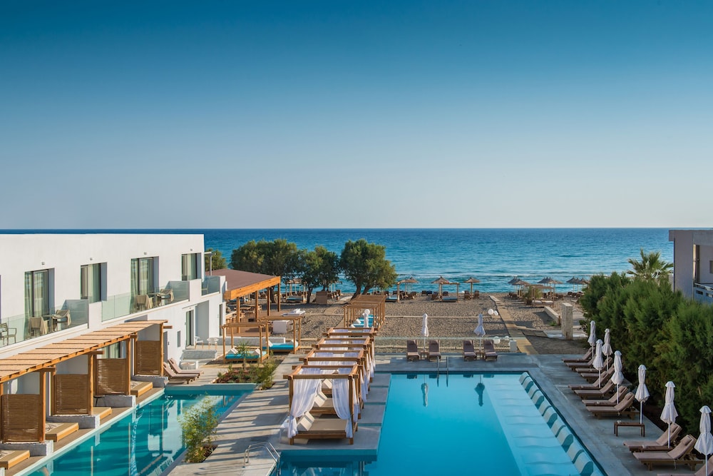 paralos lifestyle beach