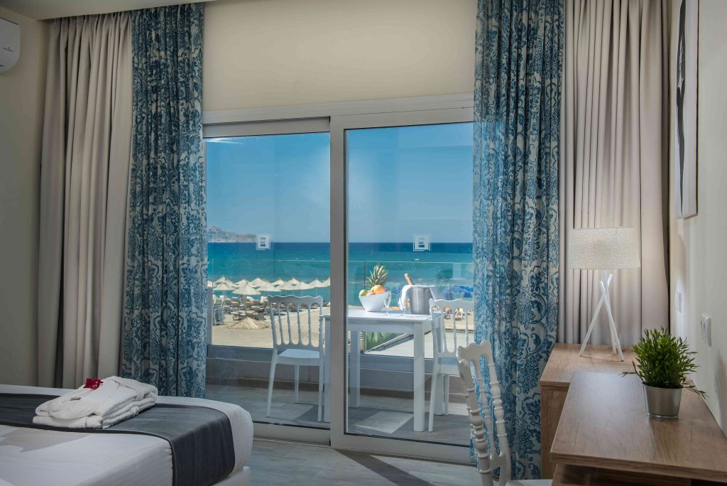 paralos lifestyle beach