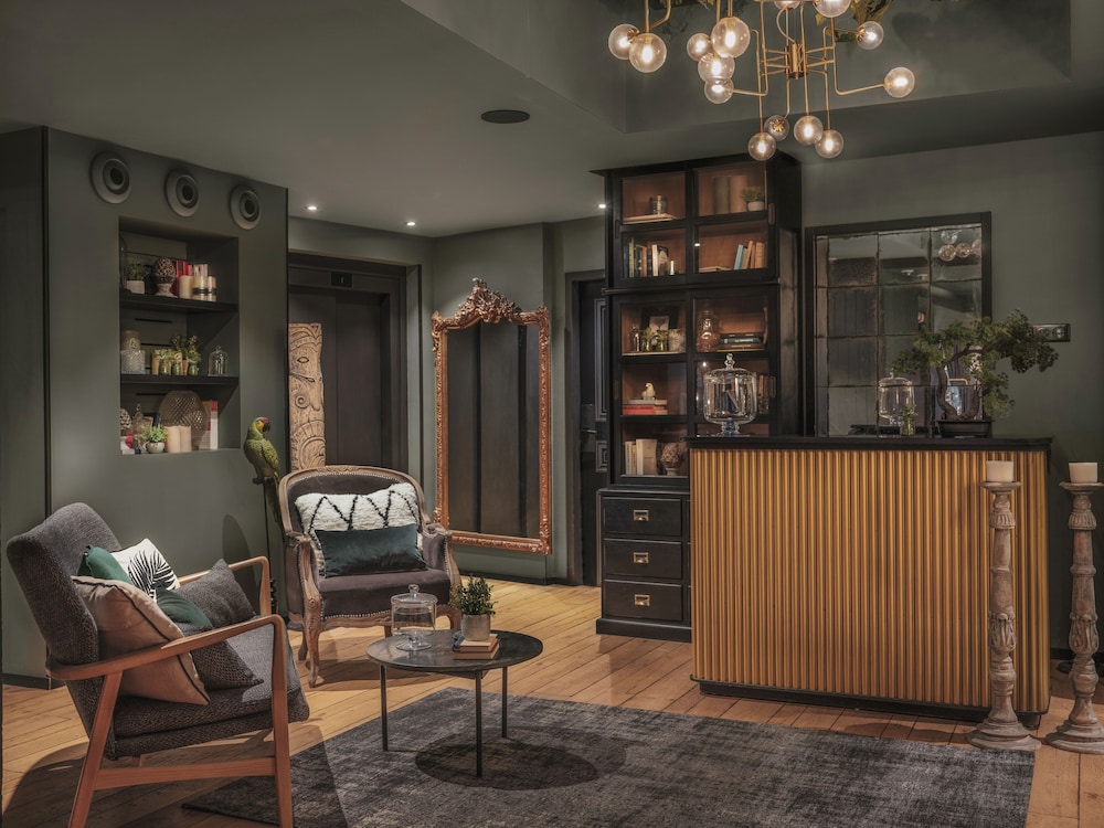 appartements place royale maisons du monde hotel and suites