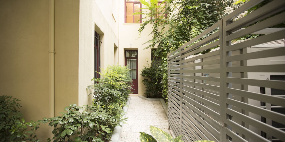 gatto perso luxury apartments