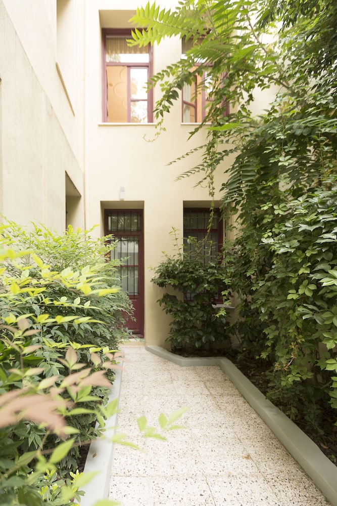 gatto perso luxury apartments