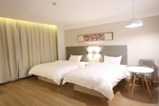 hanting hotel manzhouli beihu park