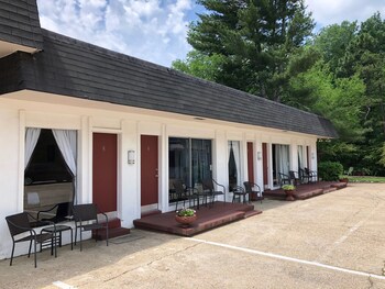 gold inn hot springs