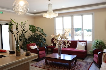 Hotel Restaurant Rose Des Pyrenees,2 Chemin Des Casteillasses,3 star