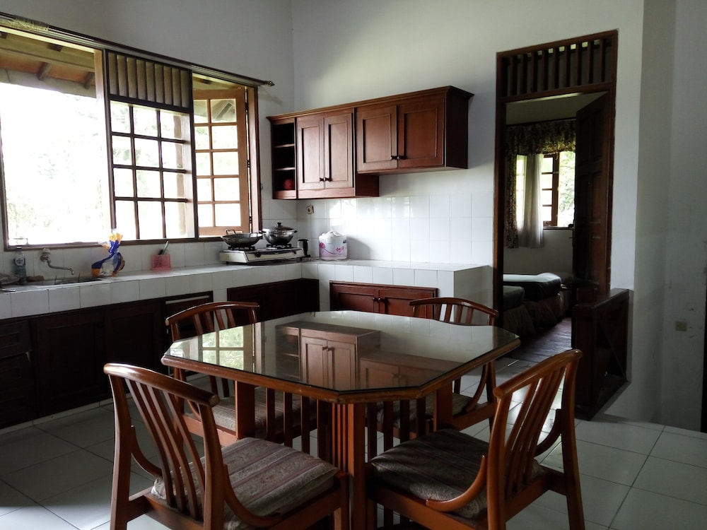 Berlian Resort,,3 star