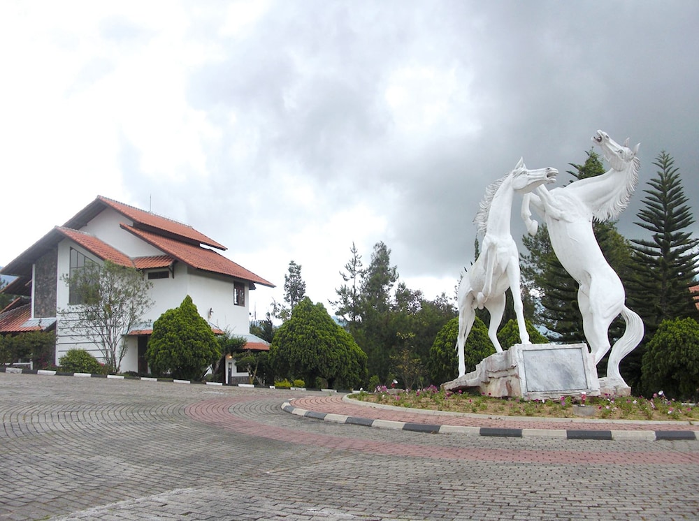 Berlian Resort,,3 star