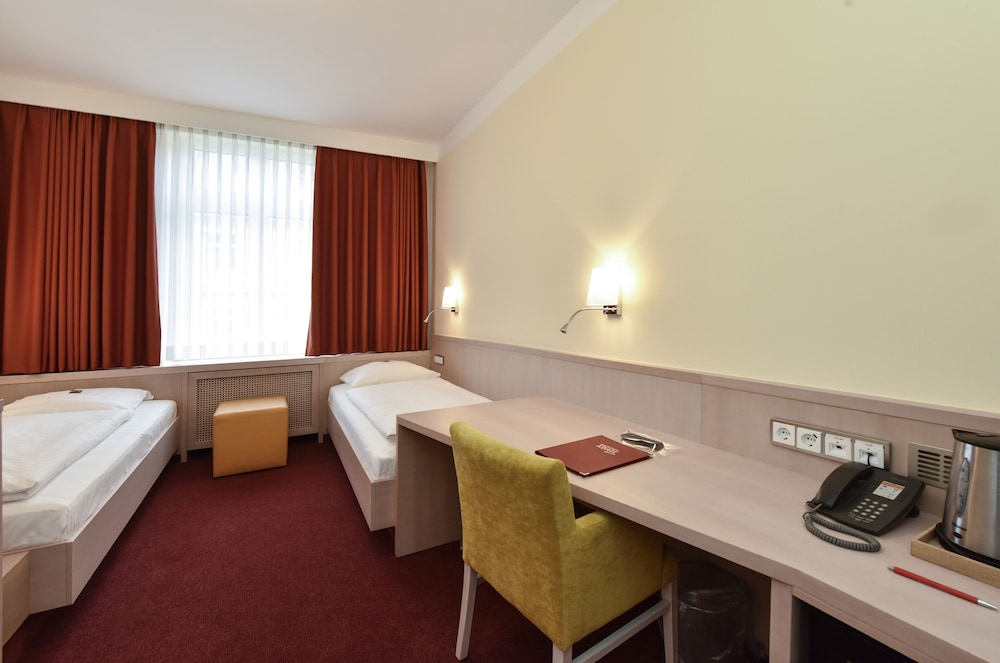 hotel adria munchen
