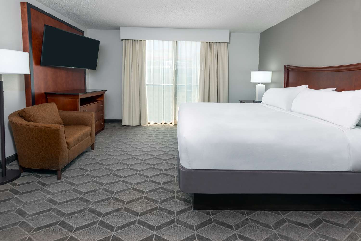 embassy suites by hilton dallas park central area