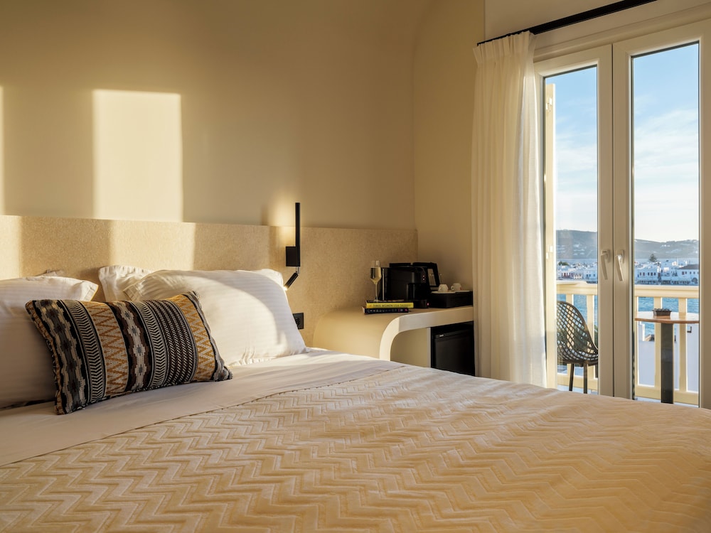 yalos hotel sunset view