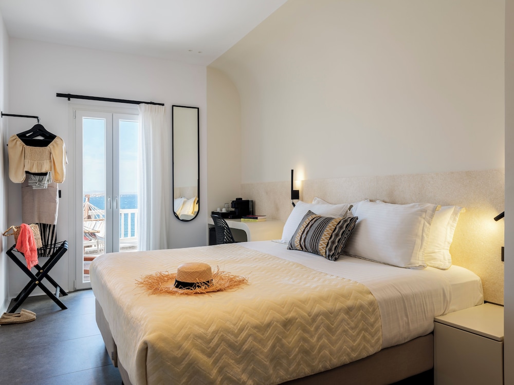 yalos hotel sunset view