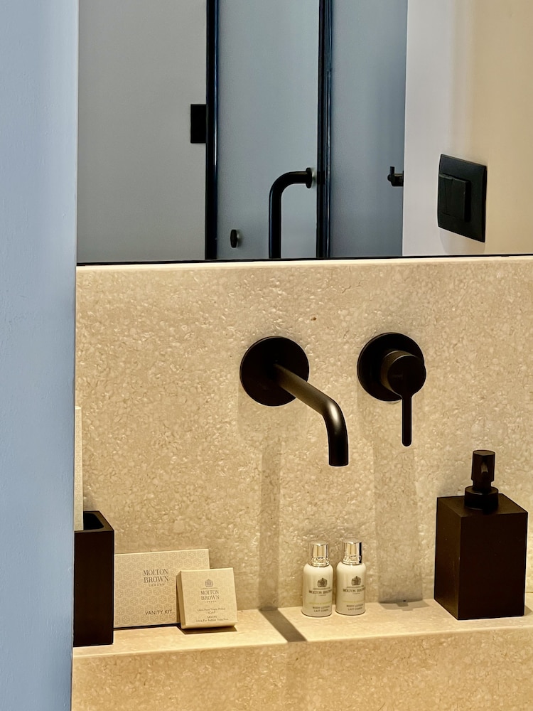 yalos hotel sunset view