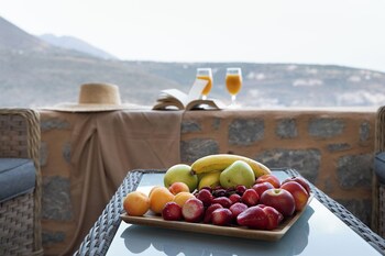 akrolithi guesthouse