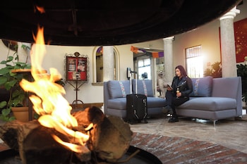 hotel villa mercedes san cristobal