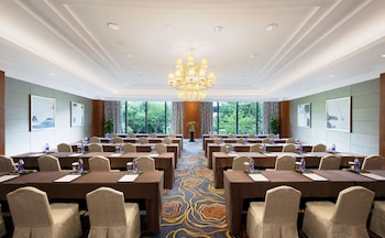 doubletree by hilton hotel shanghai pudong