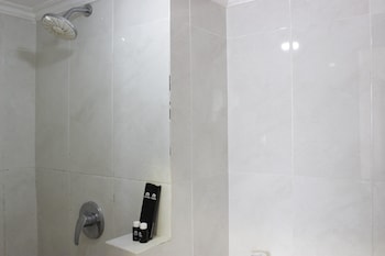 pleasant and trendy 2br apartment at jarrdin cihampelas near cihampelas walk by travelio