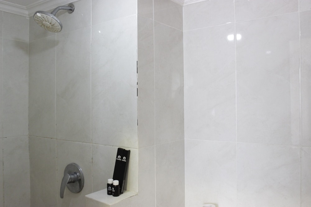 pleasant and trendy 2br apartment at jarrdin cihampelas near cihampelas walk by travelio