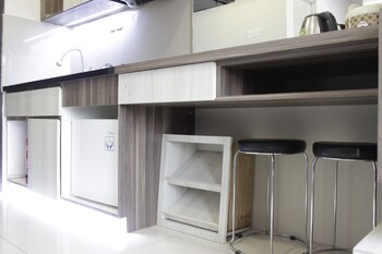 pleasant and trendy 2br apartment at jarrdin cihampelas near cihampelas walk by travelio