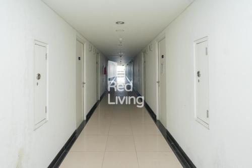 redliving apartemen grand sentraland bangde rooms