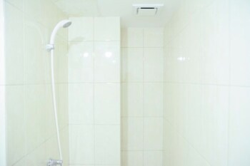 comfortable 2br springlake summarecon apartment