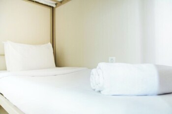 comfortable 2br springlake summarecon apartment