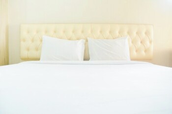 comfortable 2br springlake summarecon apartment