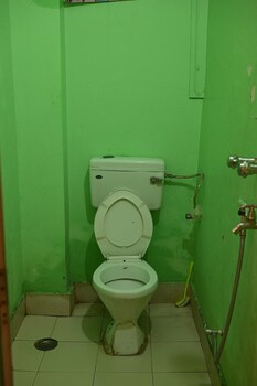Vaishnavi Paying Guest House,,2 star