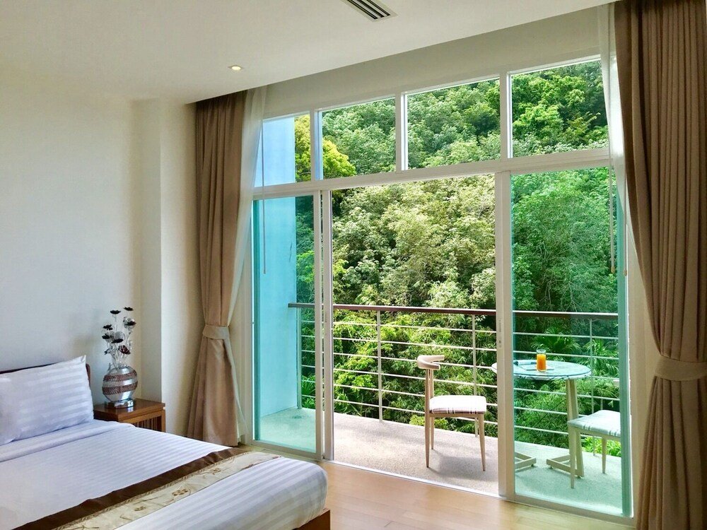 kamala falls residential resort