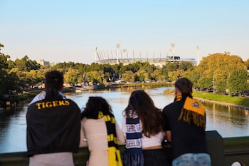 brady hotels central melbourne